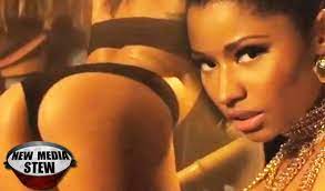 NICKI MINAJ Anaconda Video: Sexy Booty Shaking by Victor Pizzey felecia187  MEGA CANADIAN HERO RD AB. - Dailymotion