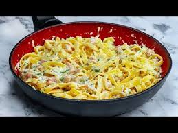 This pasta with fresh tomato cream sauce is tossed with hot penne for light and meatless meal. Pin On Sour Cream Recipes