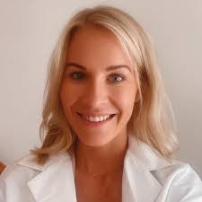 Vanessa Lipp's Instagram, Twitter & Facebook