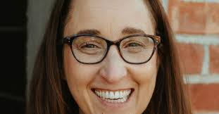 Paula Qualls's Instagram, Twitter & Facebook