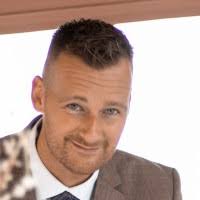 50+ perfiles de «Felder»