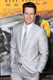 Марк уолберг, уинстон дьюк, алан аркин и др. Mark Wahlberg Reveals Extreme Measures He Took To Lose Weight For New Netflix Movie 9celebrity