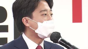 三星 sankt sign의 0049 'carnation revolutionaries' arrest에서 이 핀을 비롯한 여러 핀을 찾으세요. 8t6yjp2 3dfi3m