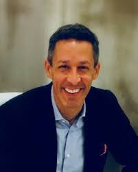 Noel Matos's Instagram, Twitter & Facebook