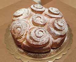 Le sue origini storiche risalgono alla fine del xv secolo, la torta delle rose fu infatti creata in occasione delle nozze tra. Torta Di Rose The Italian Guest