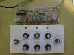 Msarnoff Org 1 Bit Avr Synthesizer Synthesizer Microcontrollers Electronics Projects