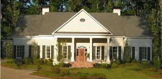 The Neoclassical House Symmetry Simplicity And Order