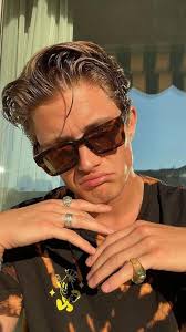 Aaron Coronel (aaroncoronel200)