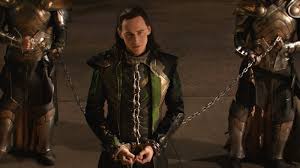 In marvel studios' loki, the mercurial villain loki (tom hiddleston) resumes his role as the god of mischief in a new series that takes place after the events of avengers: Loki Serie Disney Chef Klart Gerucht Um Tom Hiddleston Serie