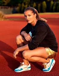 Dafne schippers heeft haar driekamerappartement verlaten, en betrekt een grote woning in oosterbeek. Dafne Schippers
