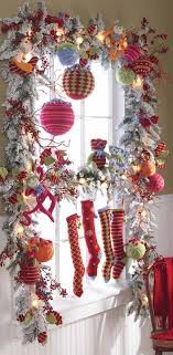 Looking for fantastic budget christmas decorating ideas? 40 Exclusive Christmas Window Decoration Ideas Collagecab