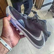 The newest signature for the greek freak is loaded with a duo of zoom air units and a lockdown strap. Nike Greek Freak 1 Giannis Antetokounmpo Shoes Black Green Sneakernews Com