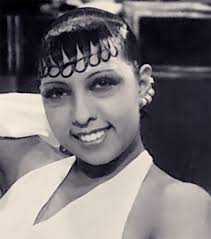 Unpeeling the Banana Dance: The Quare Fugitivity of Joséphine Baker”