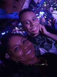 Bianca Sawyer (@exclusivelyb)