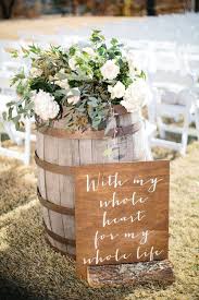New Rustic Wedding Decoration Ideas Rusticdecor In 2020 Rustic Wedding Signs Garden Wedding Decorations Wedding Ceremony Decorations