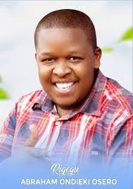 Noreen Gilbert's Instagram, Twitter & Facebook