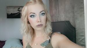 Dark elf witch vibes photography