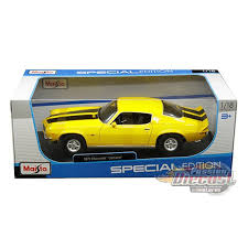 2013 chevrolet camaro hot wheels edition. 1971 Chevrolet Camaro Z28 Yellow Maisto 1 18 31131 Yl Passion Diecast