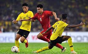 ( 05.02.1998 )5 lutego 1998 (wiek 22). Viá»‡t Nam Vs Malaysia 19h30 15 12 Nhá»¯ng Thong Tin Khong Thá»ƒ Bá» Qua