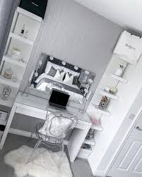 Country living gave us this great idea for tiny laundry rooms and saving foot space. 30 Clever Ways To Use Small Space For Dressing Table With Mirror Thehomehappy Small Dressing Rooms Dressing Room Decor Dressing Room Design