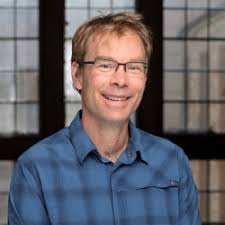 Eric Lamb's Instagram, Twitter & Facebook