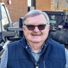 Bruce Cheeseman's Instagram, Twitter & Facebook