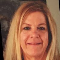 Robin Kratz's Instagram, Twitter & Facebook