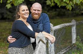 Retrouvez toutes les infos sur l'amour est dans le pré, l'émission à succès de m6. Lorient L Amour Est Dans Le Pre Lucile D Inzinzac Lochrist Evoque Son Aventure Le Telegramme