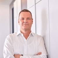 600+ "Peter Feld" profiles