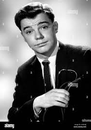 Brother warren hi-res stock photography and images