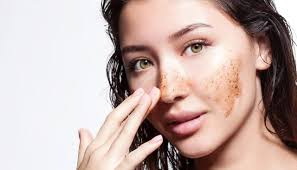 Seperti contohnya putih telur, bisa digunakan untuk masker wajah demi memberikan tampilan wajah yang sehat. Jadi Toner Hingga Masker Wajah Ini 5 Manfaat Saffron Untuk Kecantikan Kulit Kumparan Com