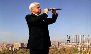 Умер композитор и мастер игры на дудуке дживан гаспарян. Dzhivan Gasparyan Put Patriarha Zvuki Ru