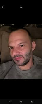 40 year old widowed trucker from the Norman area lives with his younger gay  truck driving brother bear and 3 fur babies here￼