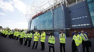 Manchester united has not always been united. Controlled Explosion At Old Trafford After Man Utd V Bournemouth Abandoned Eurosport