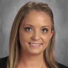 Julie Hartnett's Instagram, Twitter & Facebook