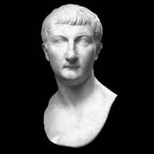 Reproduction de statues de personnages historiques