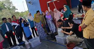Jumlah sisa pepejal yang dijana di semenanjung malaysia meningkat daripada 16,200 tan metrik sehari pada tahun 2001 kepada 19,100 tan metrik secara mudahnya sisa pepejal perlu diasingkan kepada sisa yang boleh dikitar semula dan sisa baki (sisa yang akan dihantar ke tapak pelupusan). Pengurusan Sisa Makanan Uthm Perkenal Kaedah Takakura Home Method Kepada Pelajar Sekolah Berita Uthm