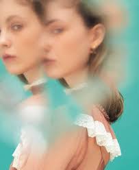 Laura Lippert's Instagram, Twitter & Facebook