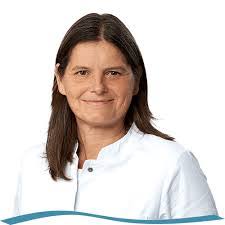 Claudia Schoenfeld's Instagram, Twitter & Facebook