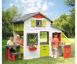 If you're looking for a playhouse for the kids there's a huge variety out there to choose from, and this is one of our favourites. Neo Friends House Playhouse Kitchen Playhouses Outdoor Products Www Smoby Com