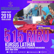 Majlis agama islam dan adat melayu terengganu (maidam) menyelar tindakan syarikat korporat yang mengadakan program tanggungjawab sosial korporat (csr) dan mengaitkannya dengan wang zakat. Rm142 Juta Agihan Bantuan Zakat Kepada Majlis Ugama Islam Adat Resam Melayu Pahang Facebook
