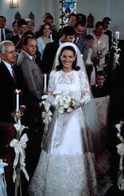 Ihr gesicht hatte unterdessen gekränkte züge angenommen. Wedding Movie Die Braut Die Sich Nicht Traut Weddinglounge