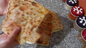 Martin had been a founding partner (along with his brother charles revson ) of revlon cosmetics, but had parted ways in 1958 and become chairman of del laboratories in 1963. Ù…Ø­Ø§Ø¬Ø¨ Ø±ÙˆØ¹Ø© Ùˆ Ø§Ù„Ø·Ø±ÙŠÙ‚Ø© Ø³Ù‡Ù„Ø© Food Bread Matzo