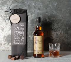 Australia austria barbados belgium bermuda british virgin islands cayman islands channel islands christmas island cocos (keeling) islands cyprus czech republic falkland islands french polynesia gibraltar greece greenland a to z rum brands. Sailor Jerry Spiced Rum Hamper Gourmet Basket