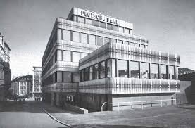 Du suchst eine ausbildung bei der deutschen bank gruppe? German Post War Modern Branch Office Of Deutsche Bank 1960 In Aachen