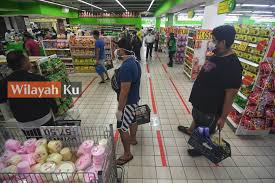 Tinjauan gempak mendapati, pengguna mula mengeluh apabila harga topeng muka kini mencecah rm20. Pasar Raya Diingatkan Tidak Paksa Pelanggan Pakai Topeng Muka Wilayahku