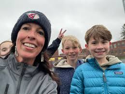 Leslie Held (@heldshornets)