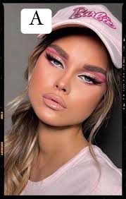 BARBIE 👱🏻‍♀️ or ACTION FIGURE 👩🏻‍🎤? . What do you prefer?🤔 Comment  below👇🏾 . 📷 by Harry LHGFX Photography 💄 by Kornika Makeup Artistry