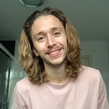 Joshua Lay's Instagram, Twitter & Facebook