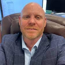 Andrew Smoot's Instagram, Twitter & Facebook